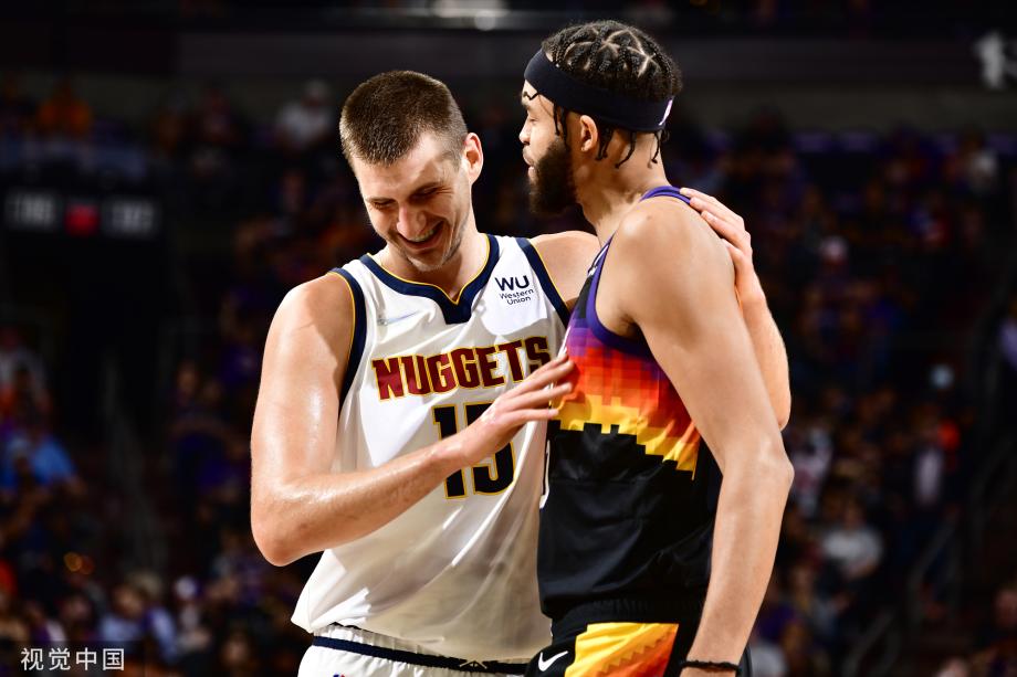  约基奇27+15掘金登顶西部榜首  